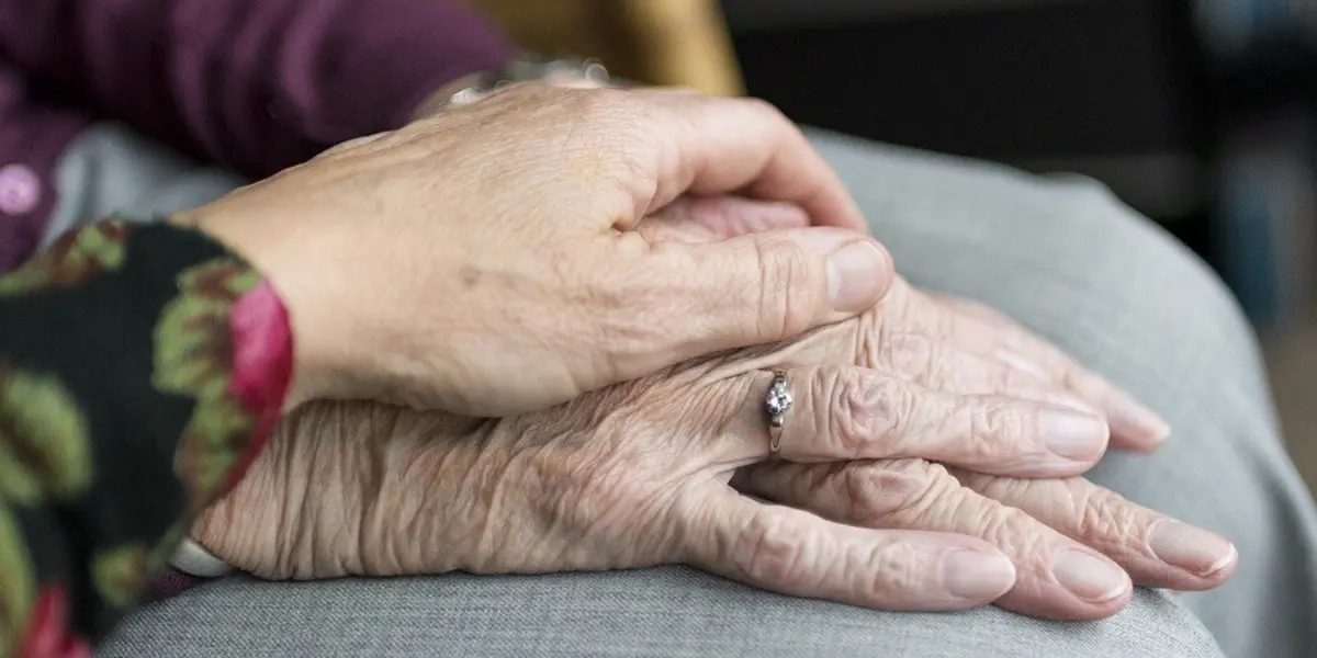 Pretende-se fomentar momentos de pausa e descanso ao cuidador