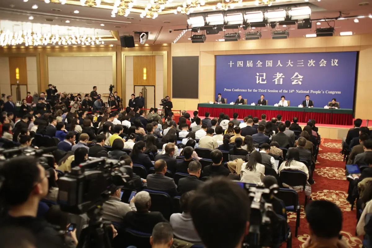 Conferência de imprensa à margem da sessão anual da Assembleia Popular Nacional