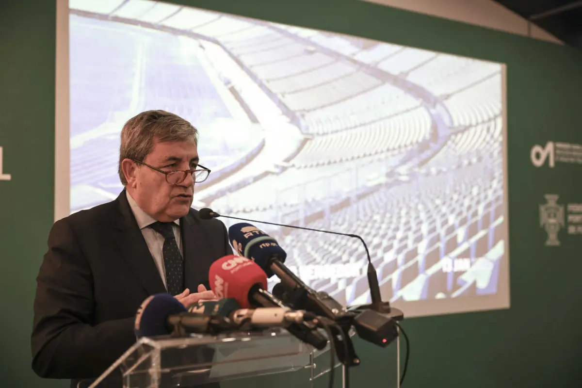 Fernando Gomes está prestes a deixar a presidência da Federação Portuguesa de Futebol