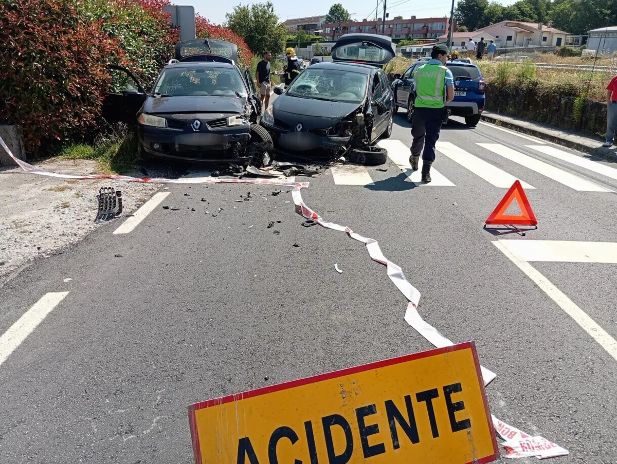 O acidente de viação ocorreu em Lago, Amares