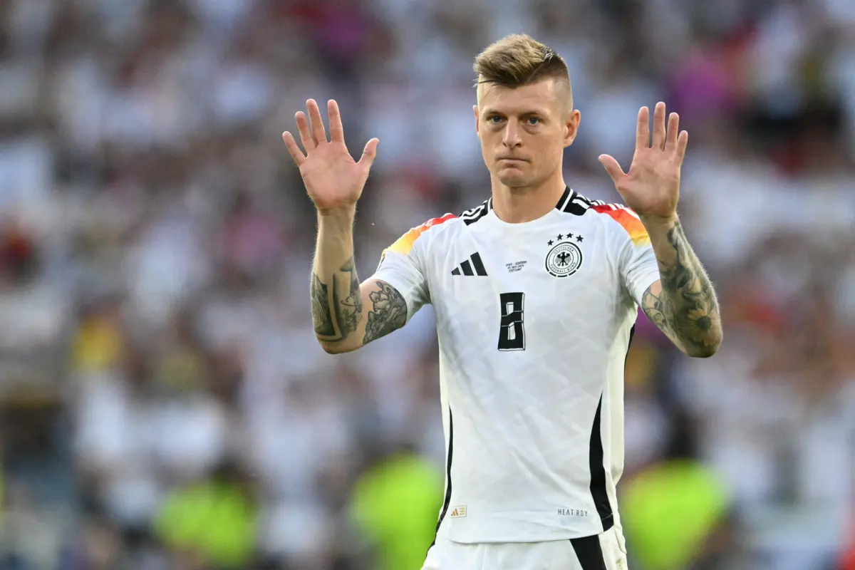 Toni Kroos ao serviço da seleção germânica