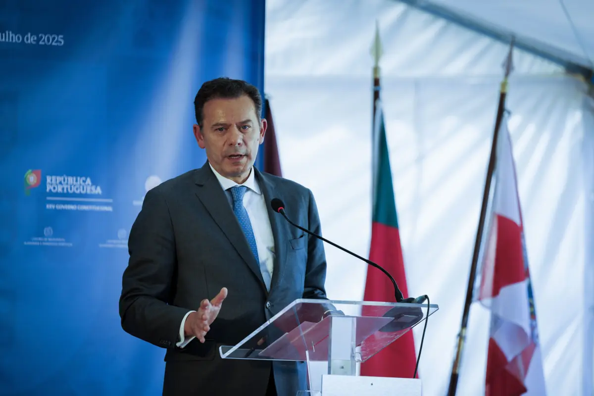 Luís Montenegro, primeiro-ministro português