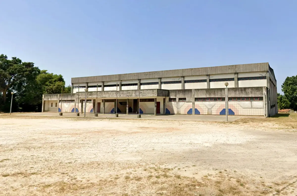 Empreitada prevê intervenção no interior e no exterior do edifício