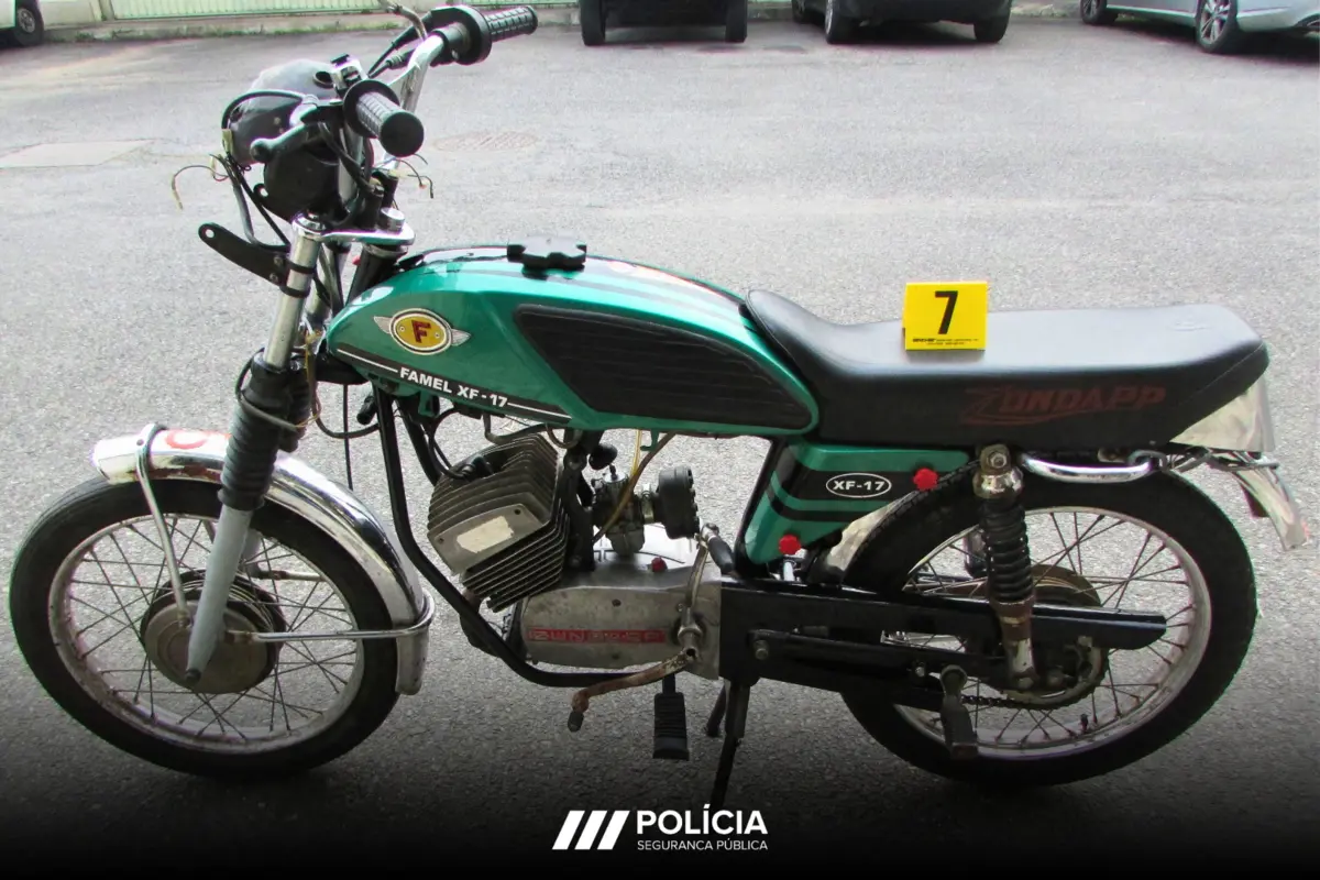 Foi realizada uma busca a uma garagem utilizada pelo detido