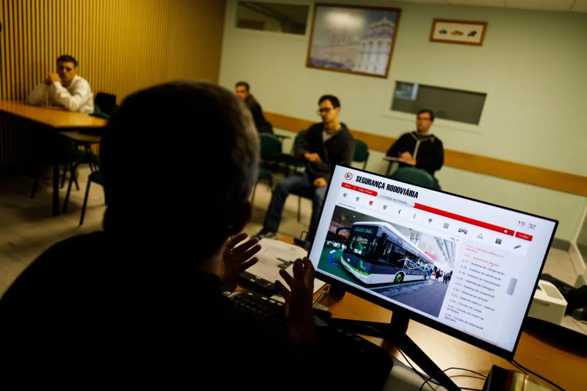 Nem as melhores condições oferecidas pelas empresas atraem jovens para a profissão