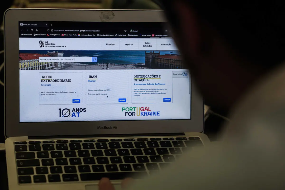 Imigrantes sem cartão de cidadão podem pedir o NIF no Portal das Finanças