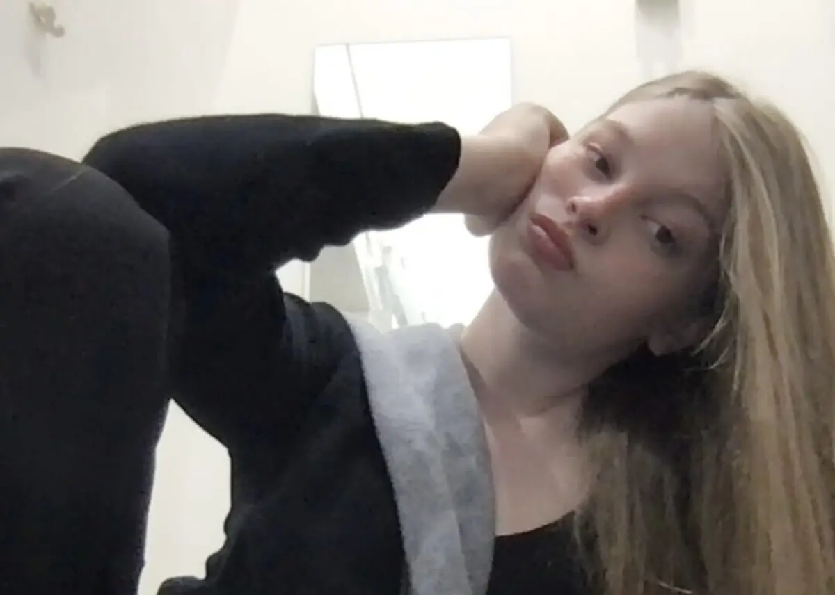 Vivian é fruto do casamento terminado de Musk com Justina Wilson