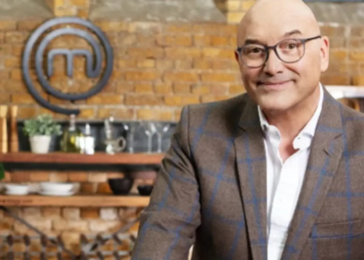 Imagem de contexto do artigo Apresentador do "Masterchef" britânico enfrenta 45 confirmações de má conduta e assédio