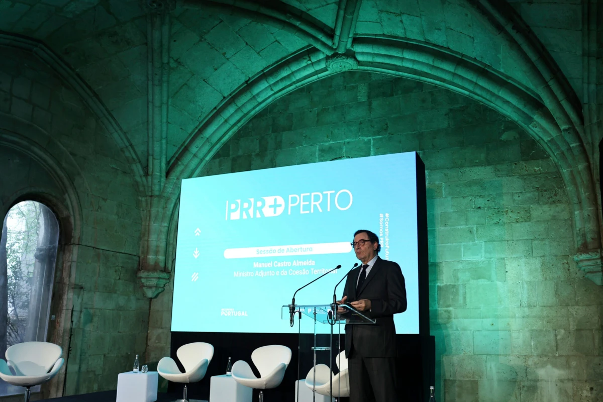 Ministro da Coesão Territorial, Castro Almeida