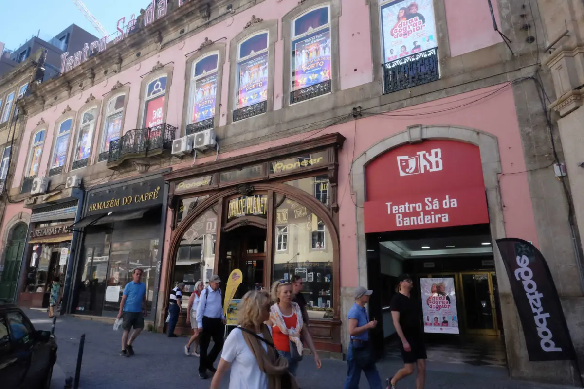 Imagem de contexto do artigo Falhou acordo para resolver litígio entre proprietário e inquilino do Sá da Bandeira