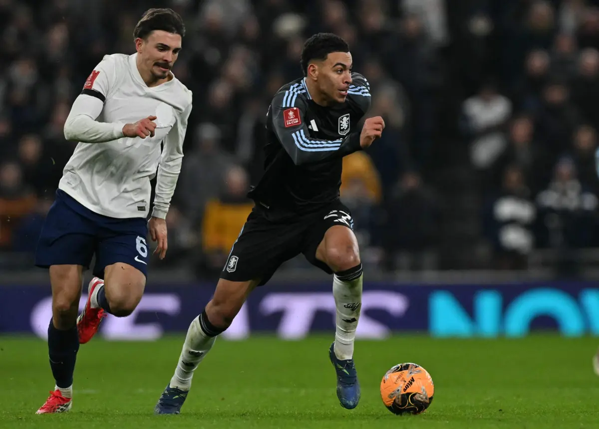 Internacional português foi titular dos Spurs