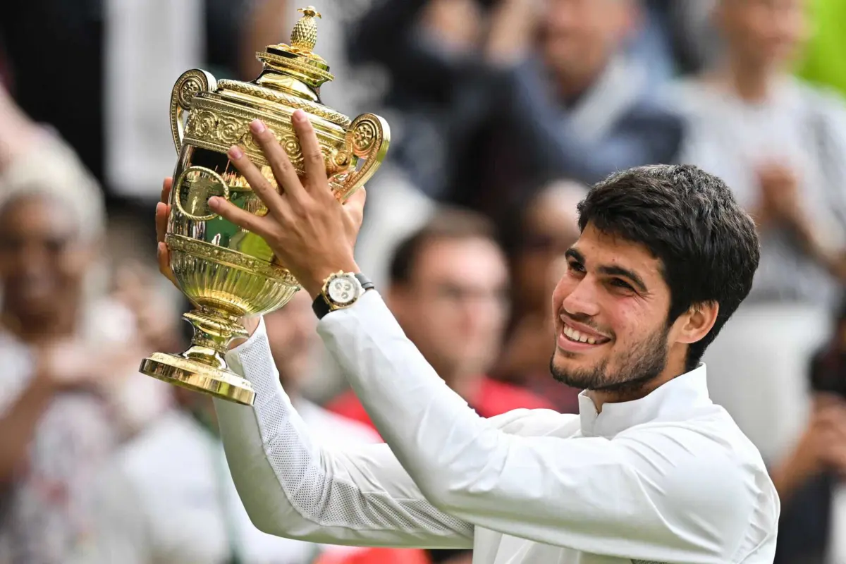 Carlos Alcaraz venceu o Wimbledon no domingo