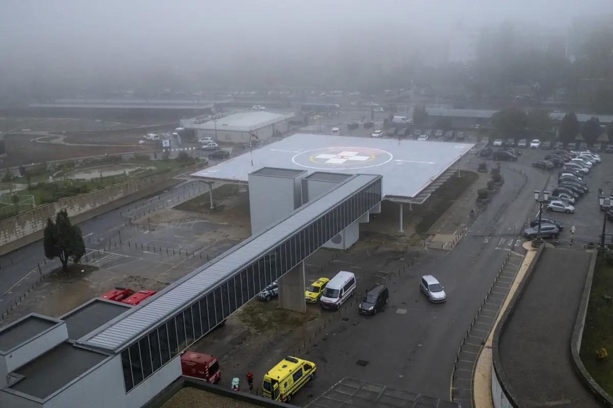 O equipamento, que tem a mais-valia de ser o único do país com manga direta da pista de aterragem até à urgência, está operacional há dias