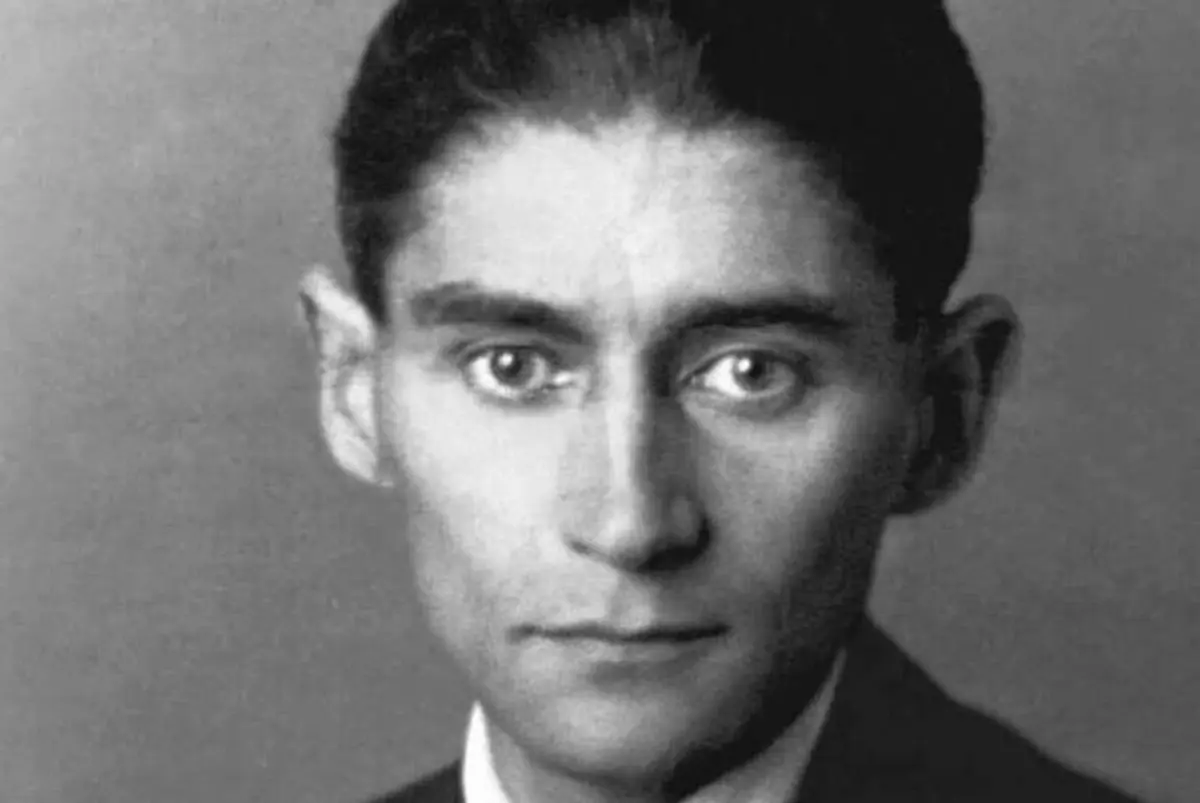 Franz Kafka: editora Presença lançou nova versão da sua coletânea de contos “O abutre e outras histórias”.