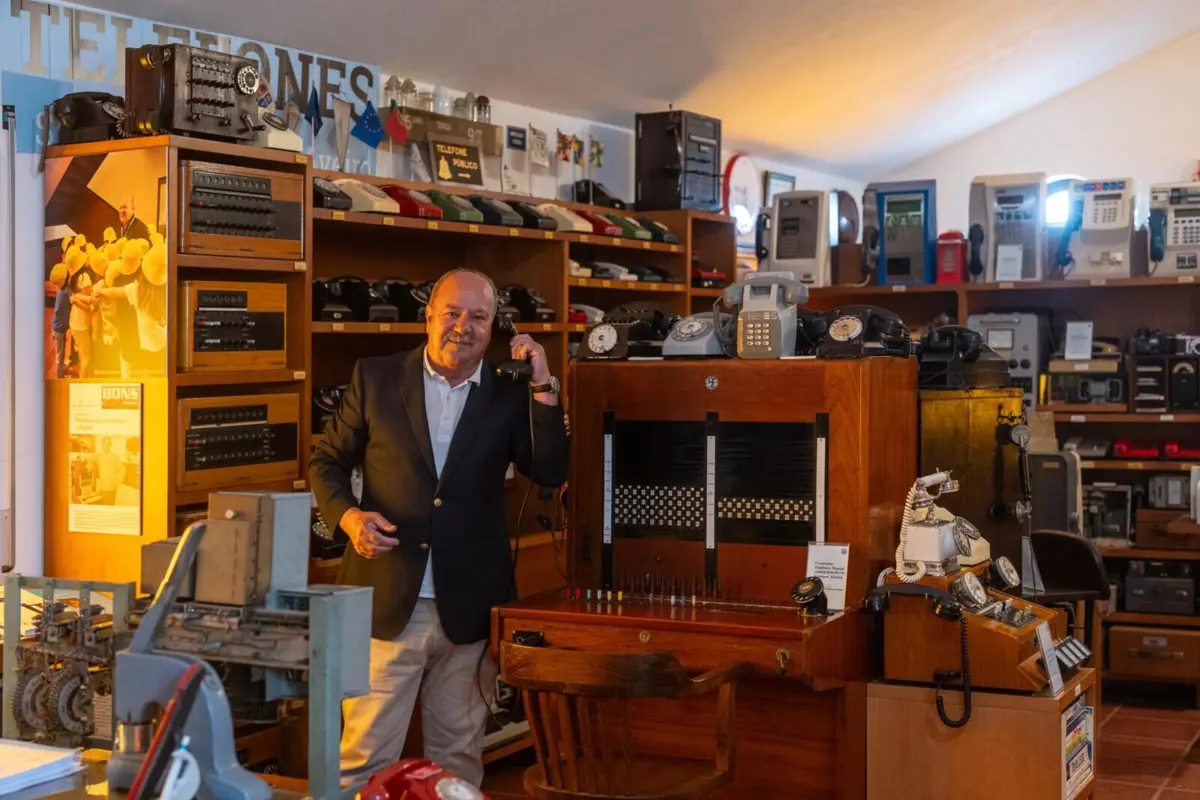 Agostinho Pinto foi colecionando diversos aparelhos desde 1971