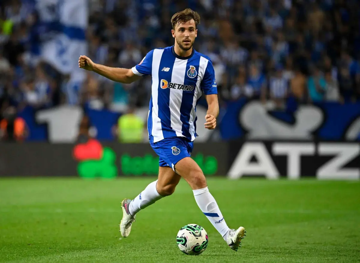 Nico González, médio do F. C. Porto