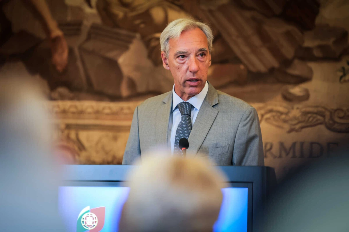 João Gomes Cravinho era ministro da Defesa Nacional à data dos factos