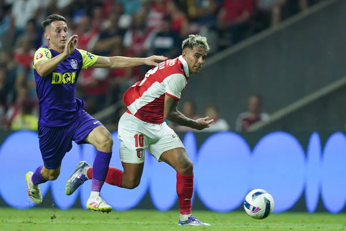 Zalazar esteve em destaque ao marcar dois golos