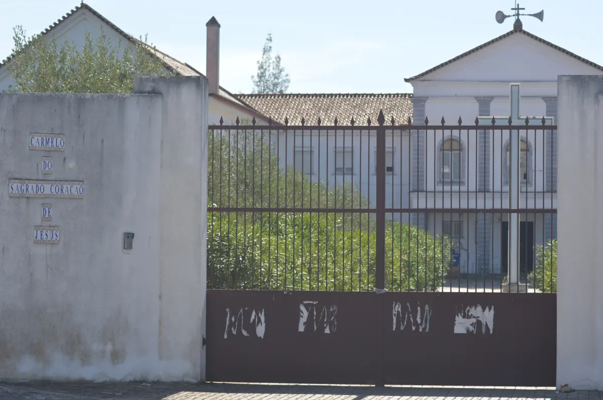 Imagem de contexto do artigo Congregação de freiras brasileiras pode ocupar o Carmelo fechado há um ano