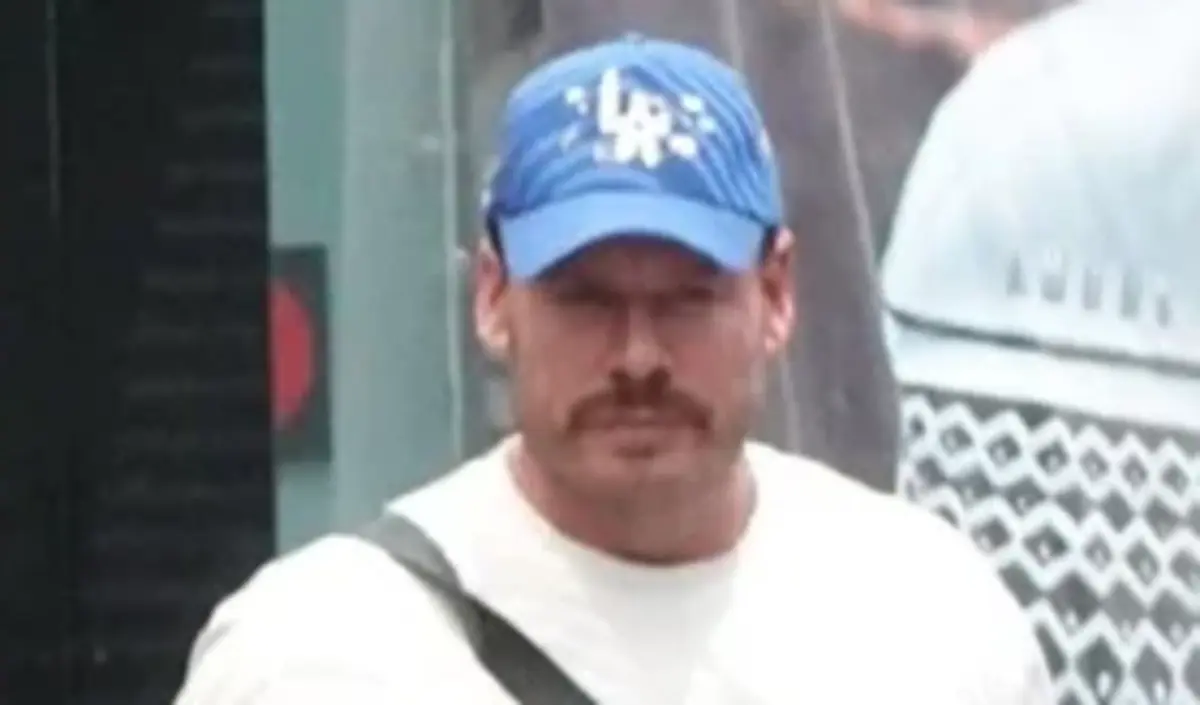 Ryan Wedding, conhecido como "El Jefe", "Giant" e "Public Enemy", possivelmente vive sob a proteção do cartel de Sinaloa