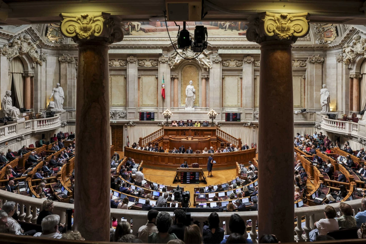 Imagem de contexto do artigo PS diz que Governo terá de fazer cedências para ver OE aprovado
