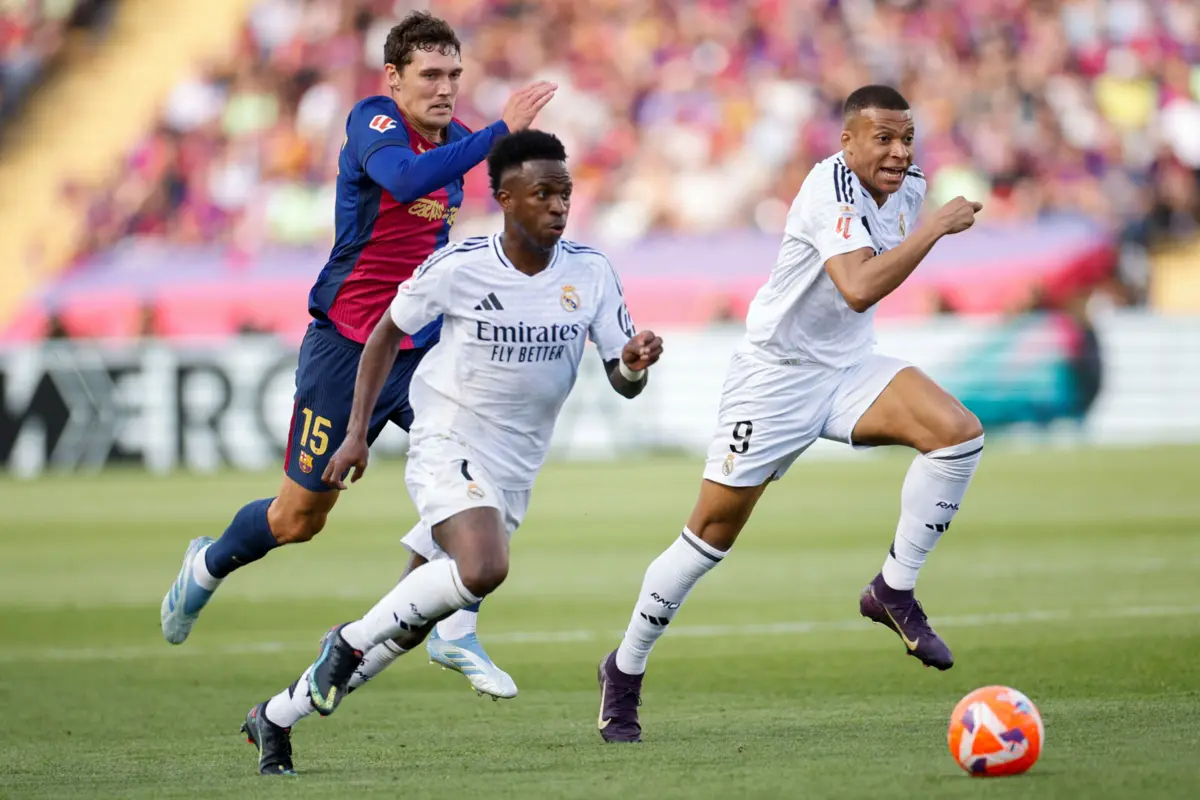 Vinicius Jr foi insultado em dezembro de 2022