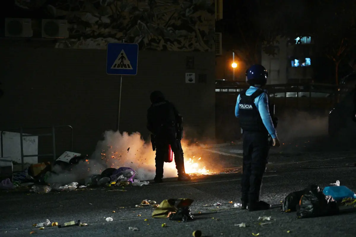 Imagem de contexto do artigo Moedas fala em "casos muito pontuais" de desordem pública e apela à serenidade