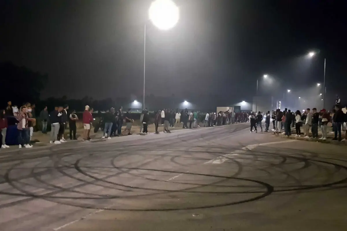 Centenas de pessoas assistem a este tipo de corridas