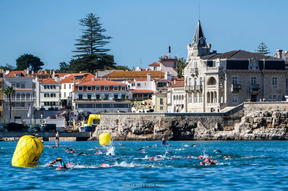 A organização da prova informou as autoridades que o homem se encontrava em paragem cardiorrespiratória