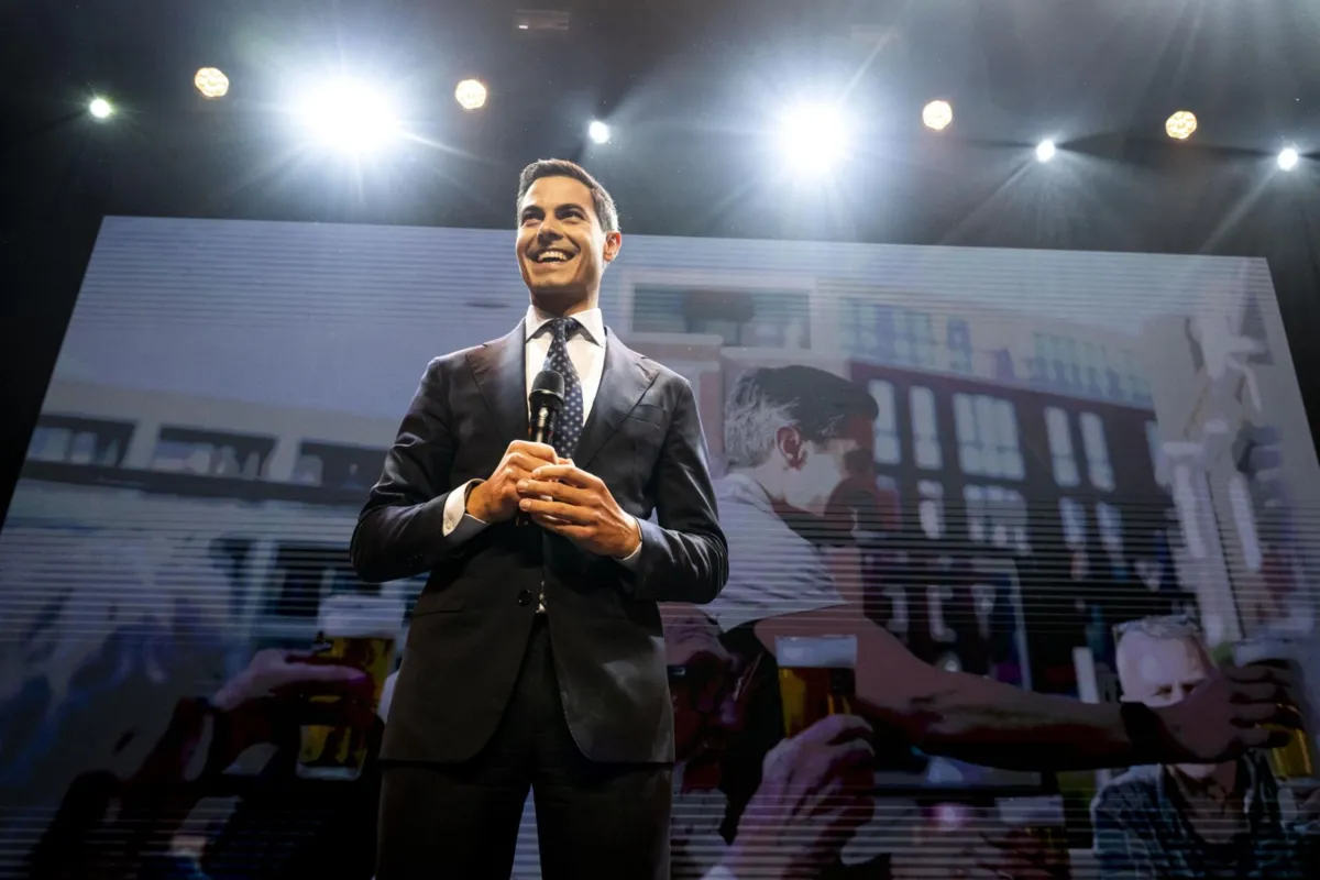 A previsão é que o D66, liderado por Rob Jetten, ganhe 11 lugares na Câmara dos Representantes