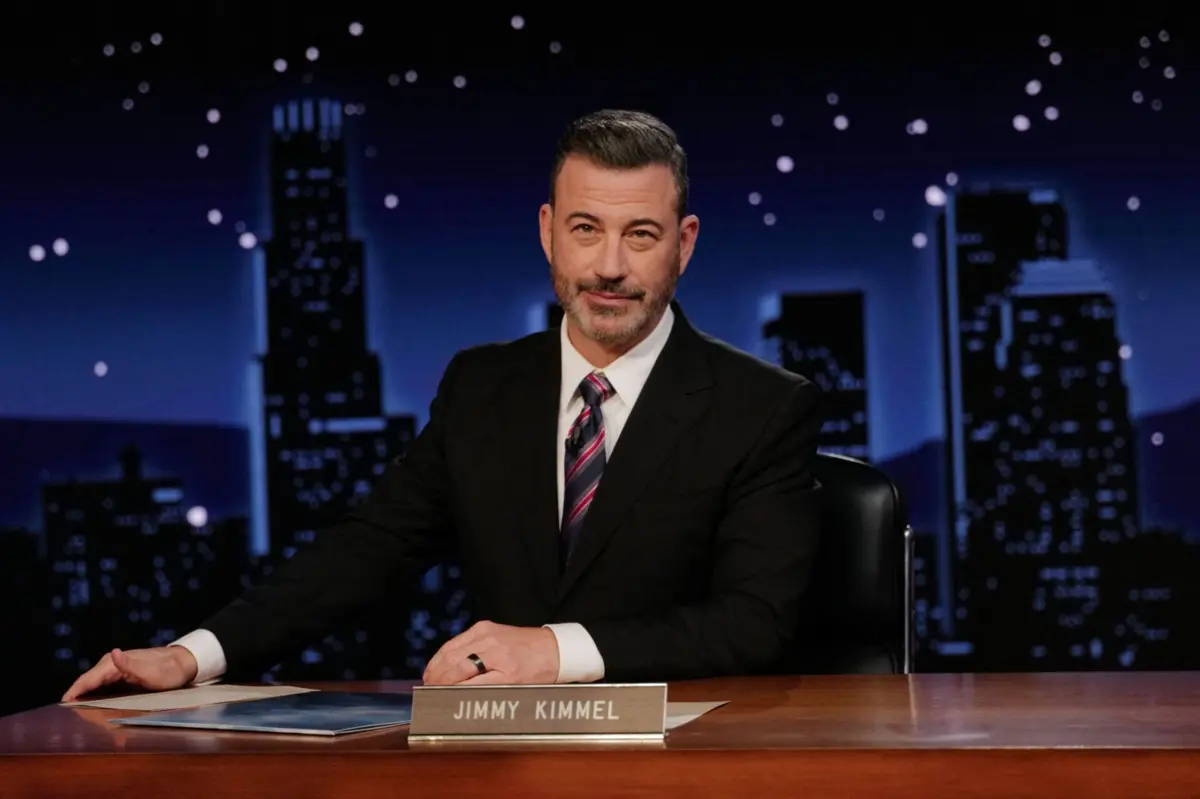 Em setembro, o programa de televisão noturno "Jimmy Kimmel Live" foi brevemente suspenso pela ABC