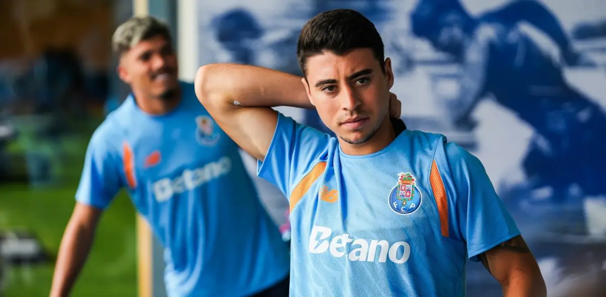 Médio vai sair pela primeira vez dos azuis e brancos