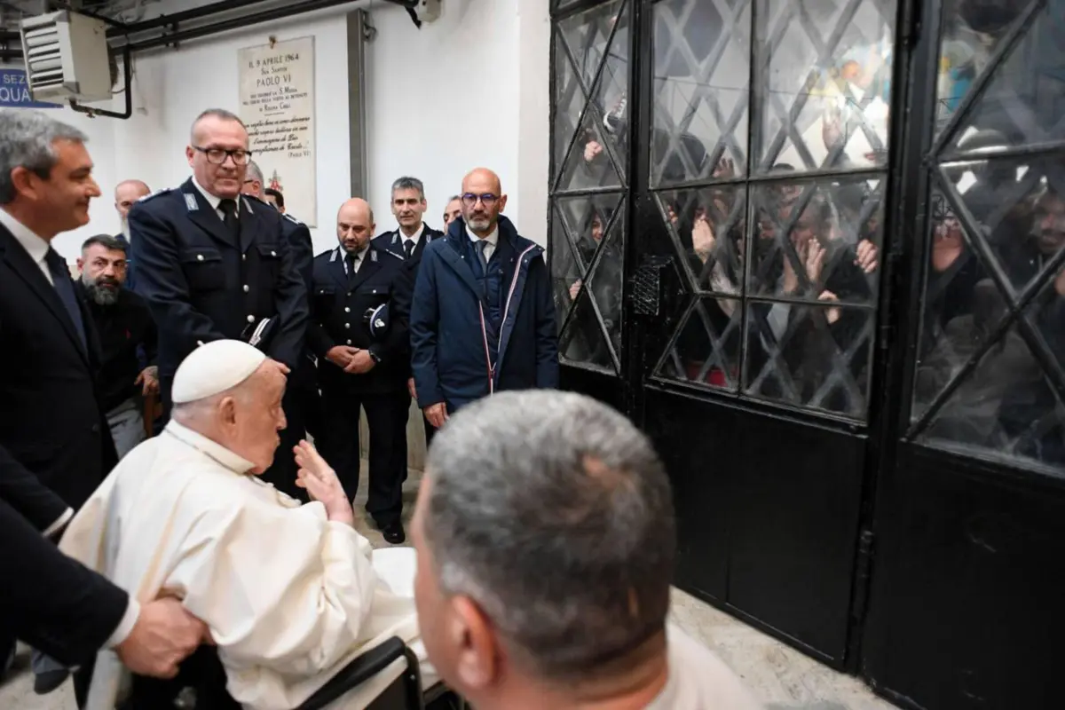 Papa Francisco visitou prisão dias antes de de morrer