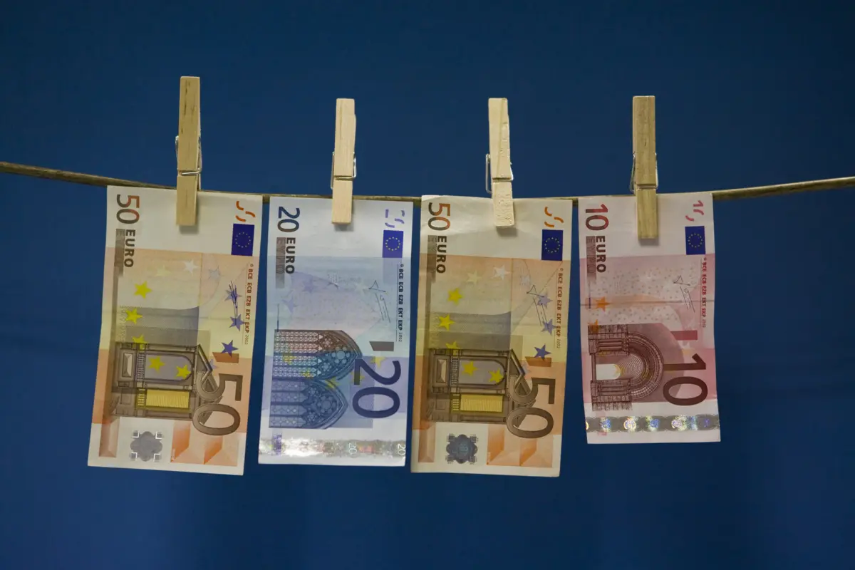 Dois casos de fraude comprovada correspondem a 200 mil euros de despesa irregular