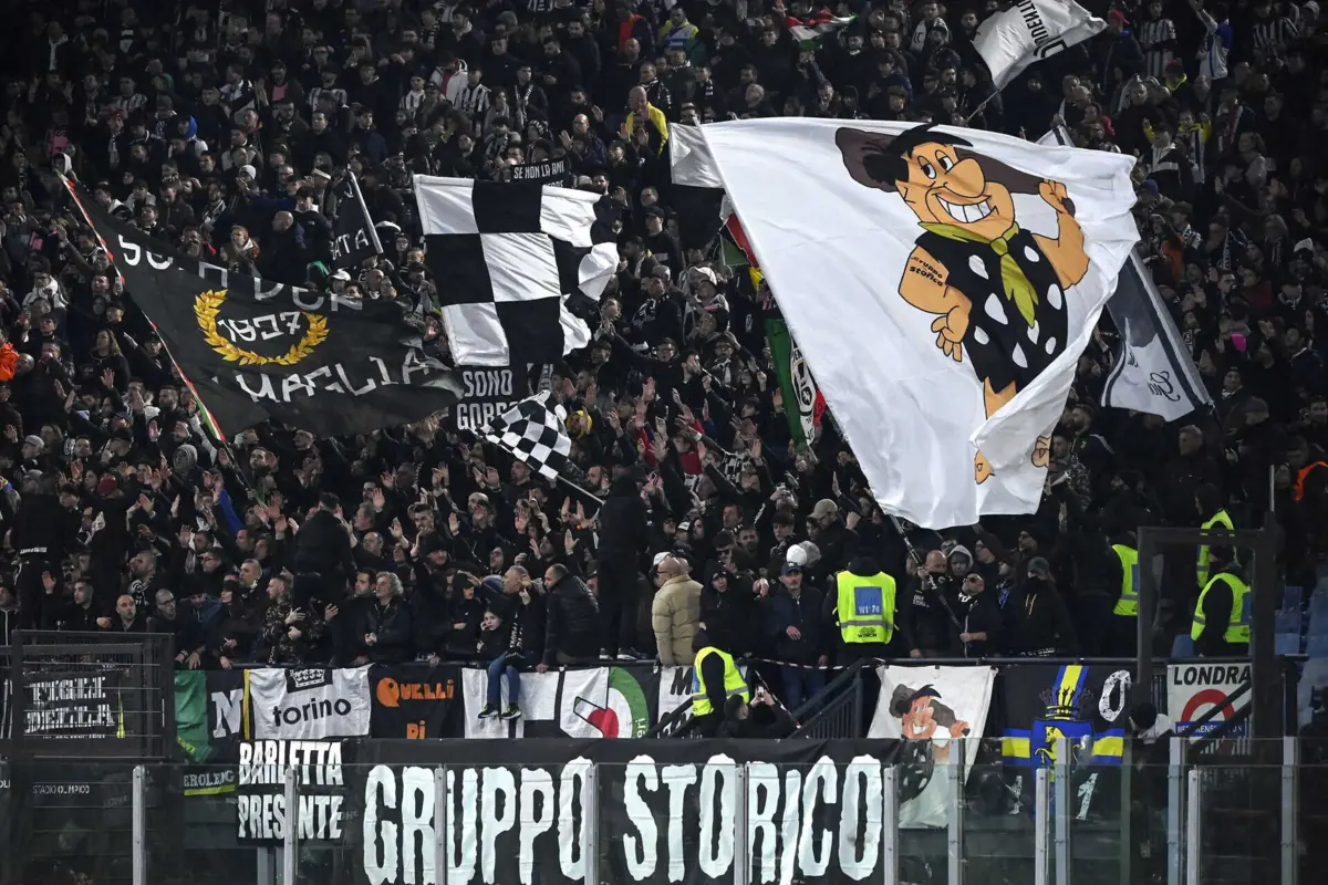 Adeptos da Juventus e da Atalanta entraram em confronto