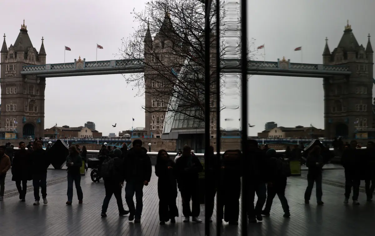 As autoridades adiantaram que "este é um incidente isolado que não está relacionado com terrorismo"