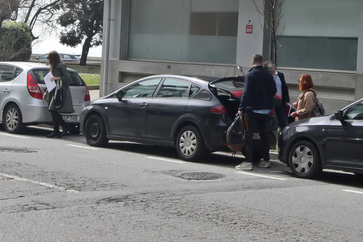 Buscas na Associação Selectiva Moda de Manuel Serrão