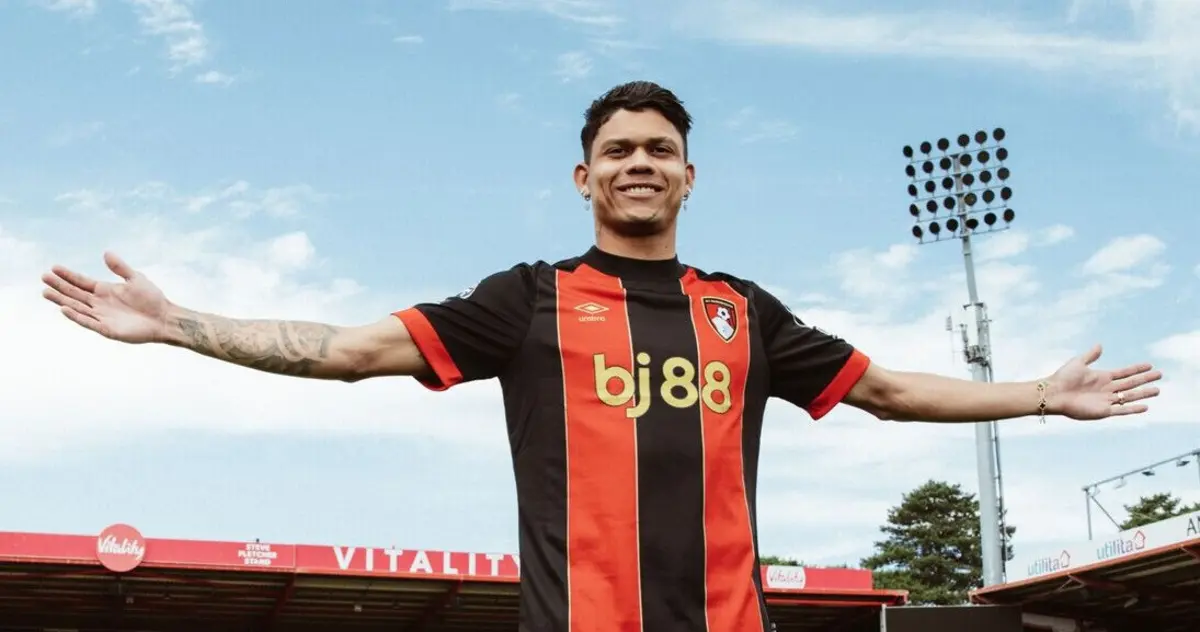 Evanilson é uma das figuras do Bournemouth