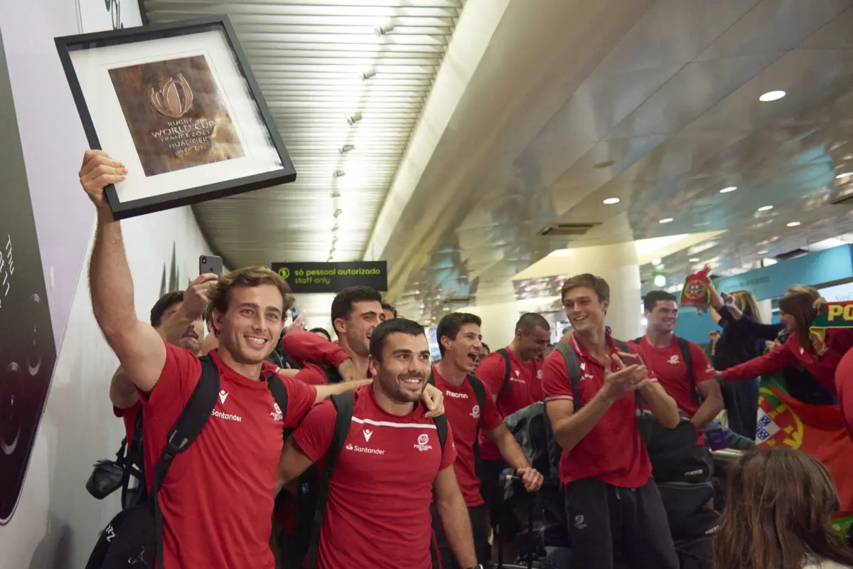 Seleção nacional na chegada ao aeroporto de Lisboa, depois de uma magnífica campanha no Mundial de França de 2023