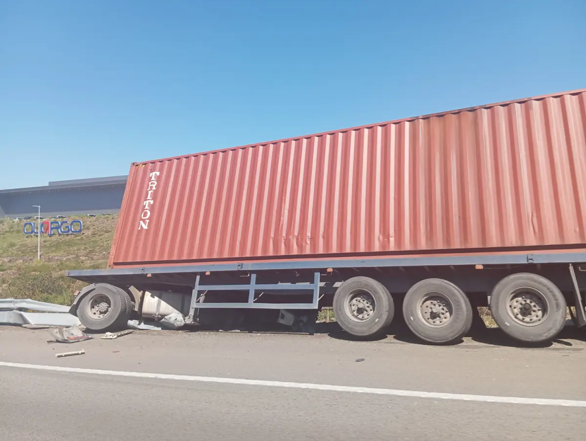 A cabina do camião foi projetada para um valado