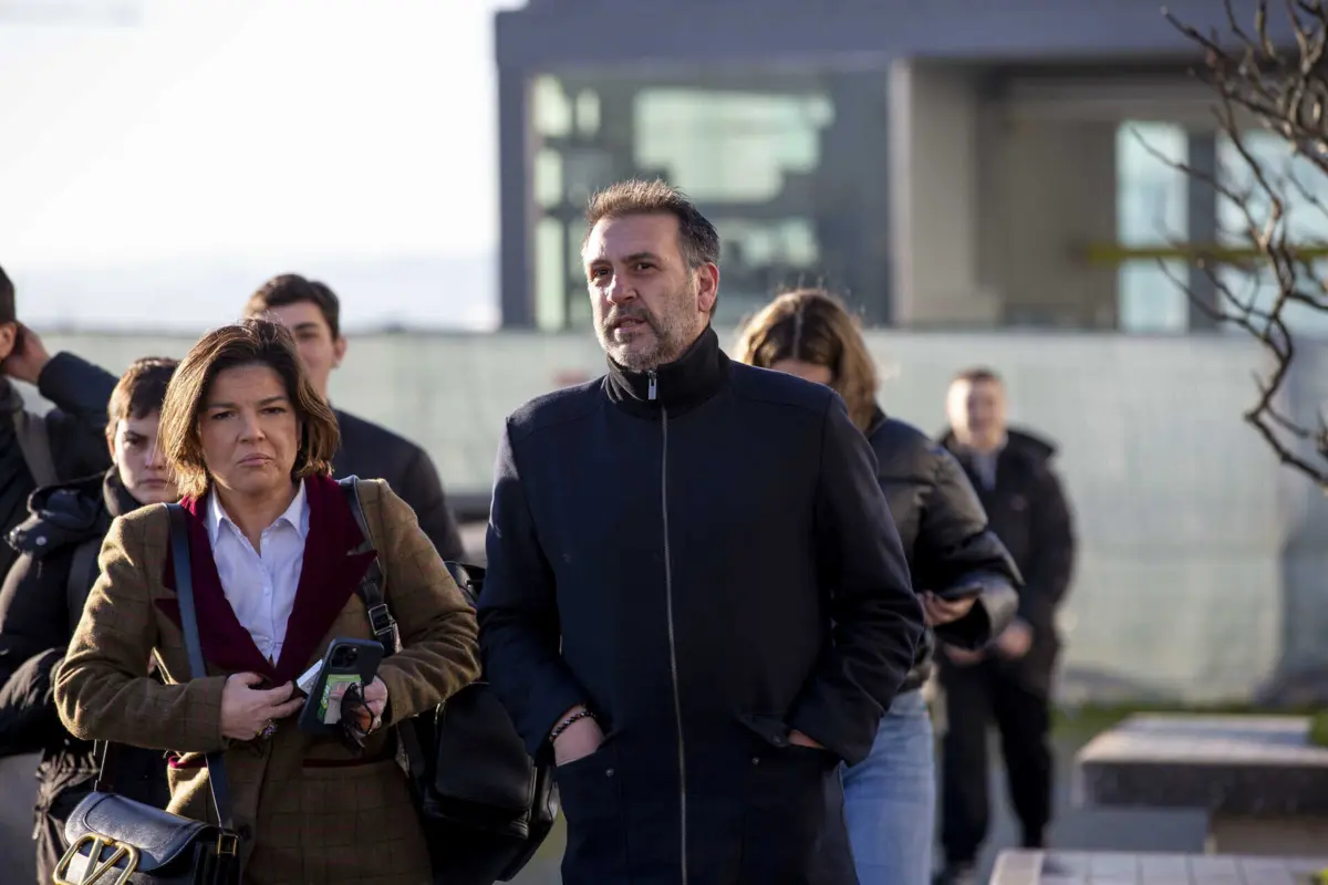 Fernando Saúl criticou o diretor de segurança por ter permitido que se iniciasse a Assembleia Geral no pavilhão, sem haver condições para tanta gente