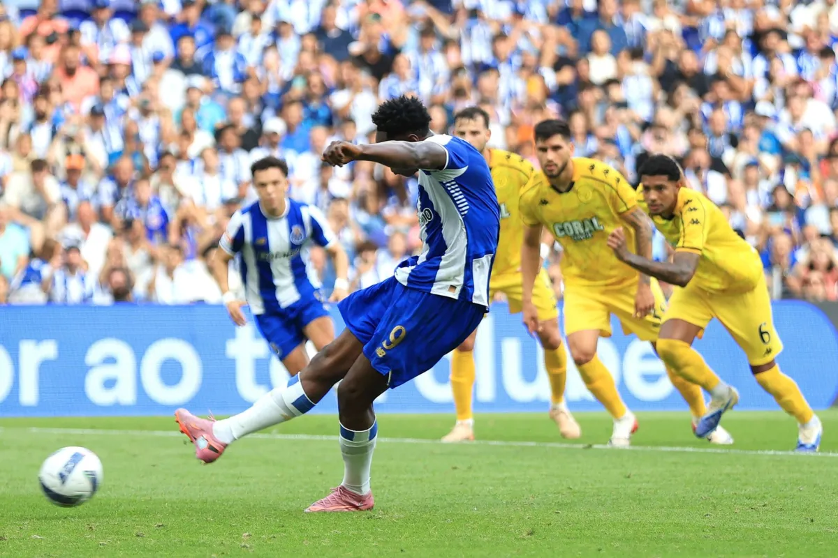 Samu bateu o penálti que valeu o único golo do jogo