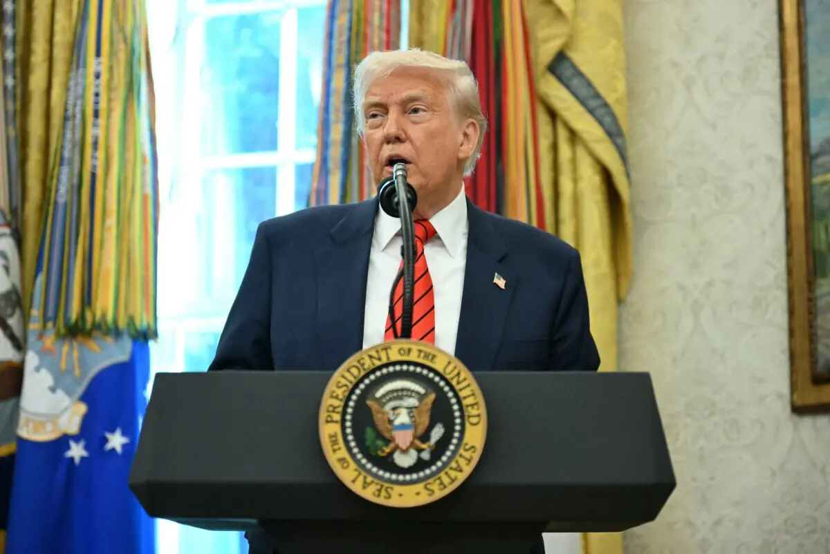 Trump tem-se esforçado por fazer recuar os direitos das pessoas transgénero