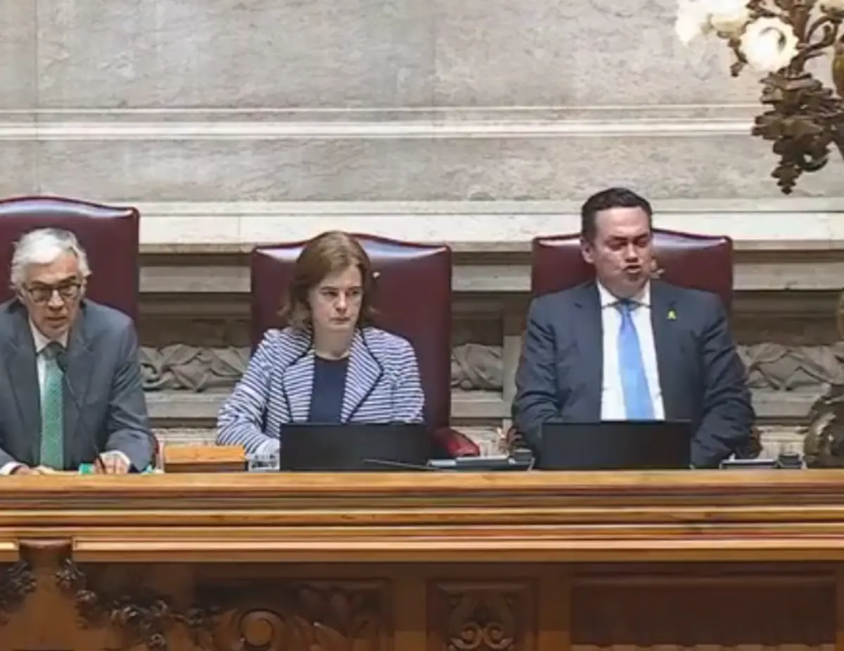 Isabel Moreira acusou Filipe Melo de "enviar beijos" durante a sua intervenção