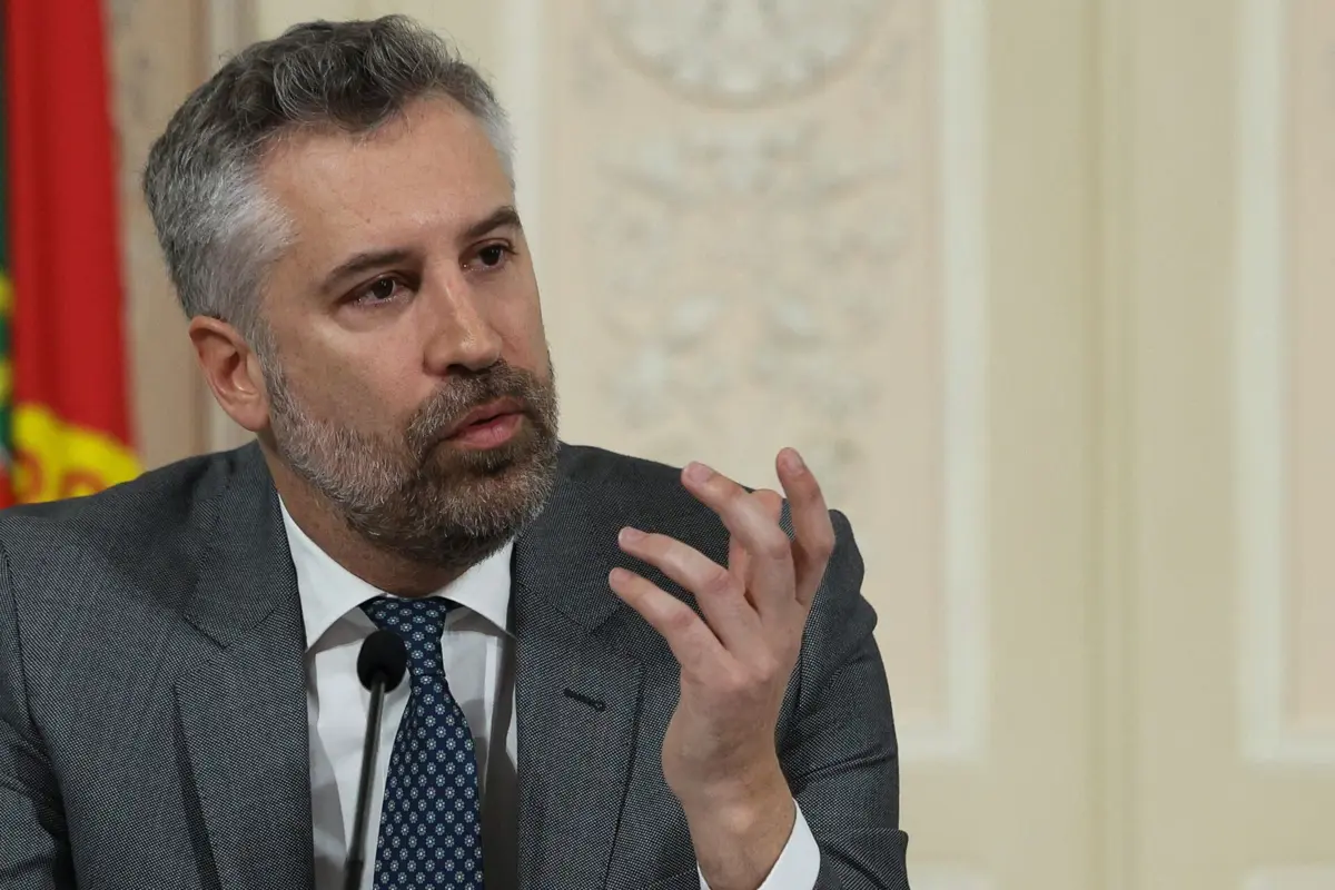 O PS apresentou duas queixas sobre convites para sessões com o Governo por alegada publicidade institucional