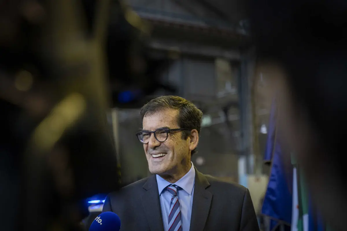 Rui Moreira distinguido com a Medalha de Honra pela Câmara de Gaia