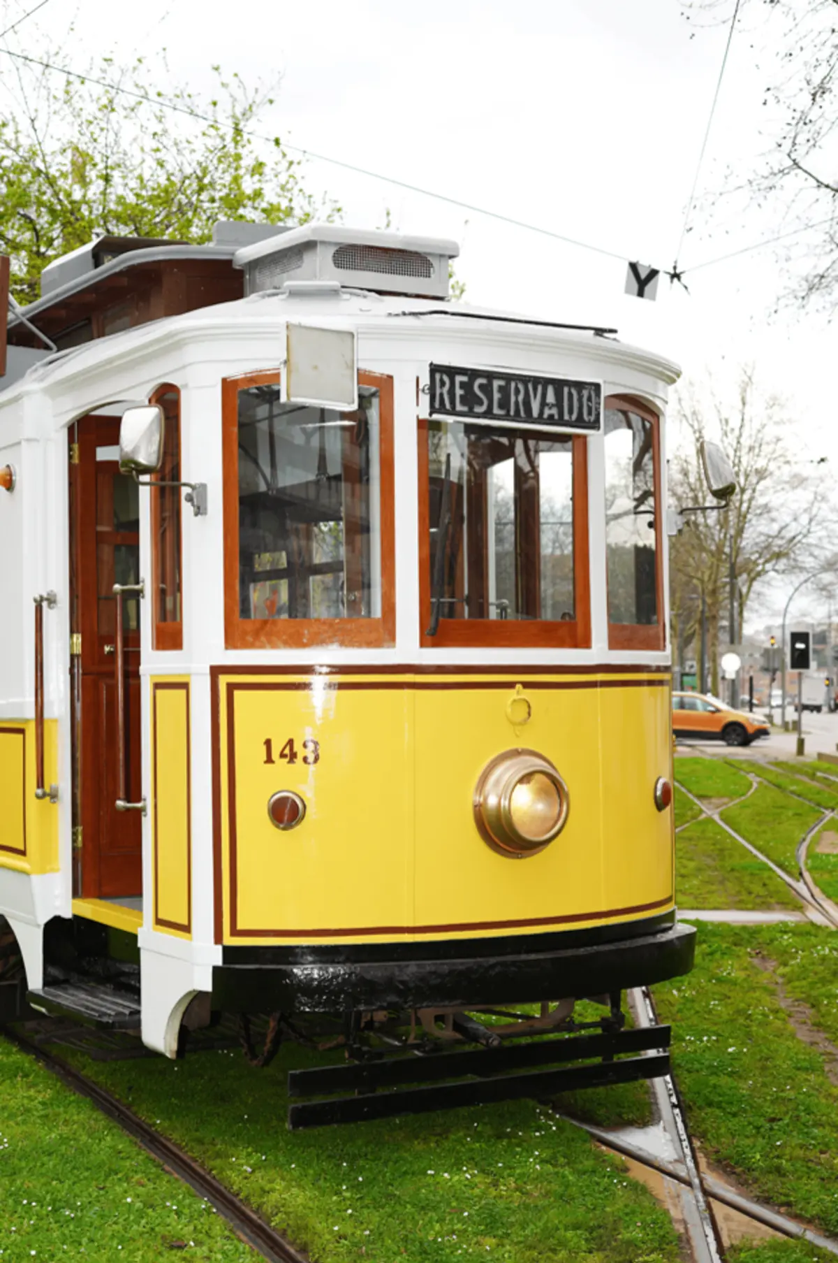 Carro elétrico 143 foi recuperado na íntegra