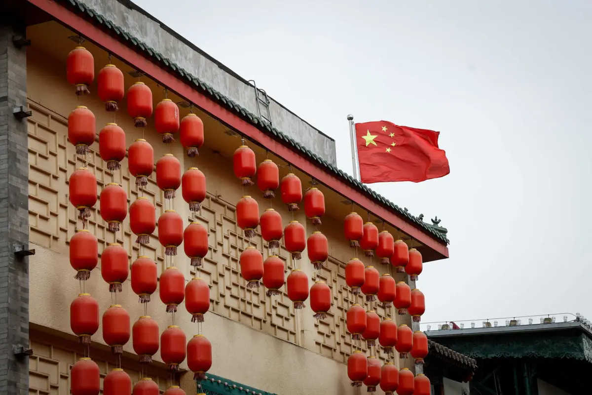 Tang Juxing, membro da Academia Chinesa de Engenharia, sublinhou a importância estratégica do cobre como um metal chave no desenvolvimento e utilização de energia verde