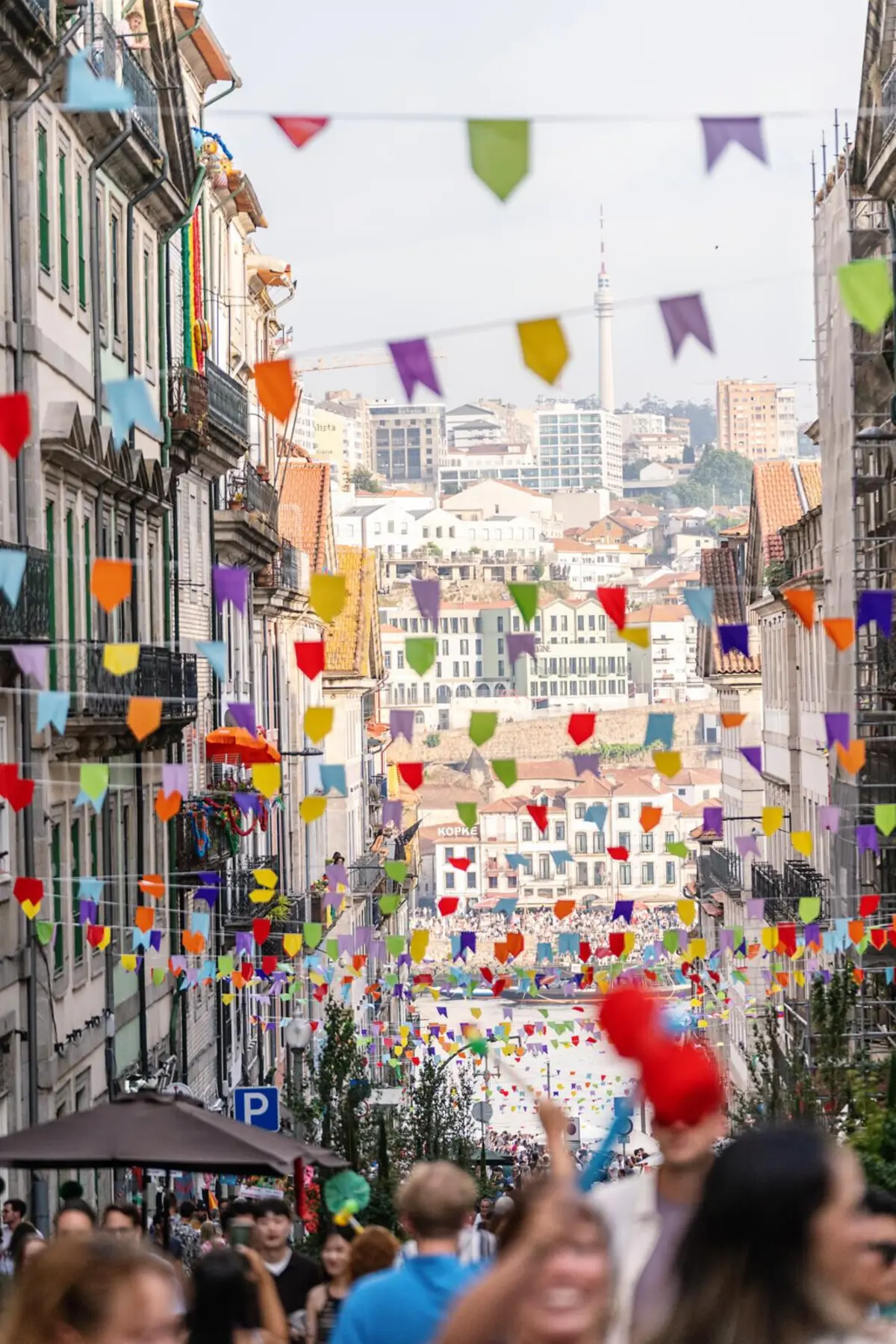 As ruas encheram-se com o espírito de São João