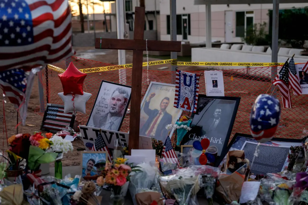 O assassínio de Kirk assinala um recrudescimento da violência política nos Estados Unidos